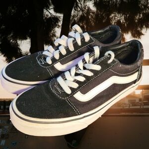 Women's Vans Old Skool Sneakers